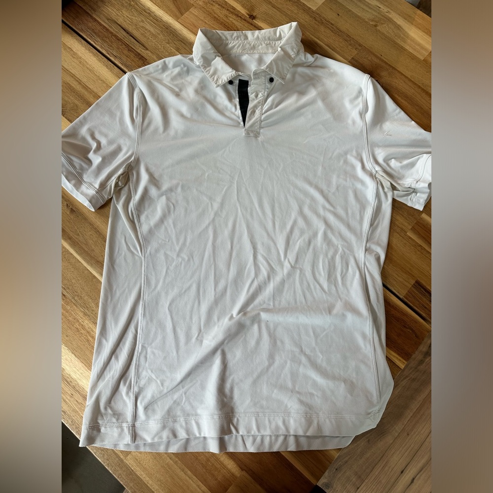 Men’s lululemon polo